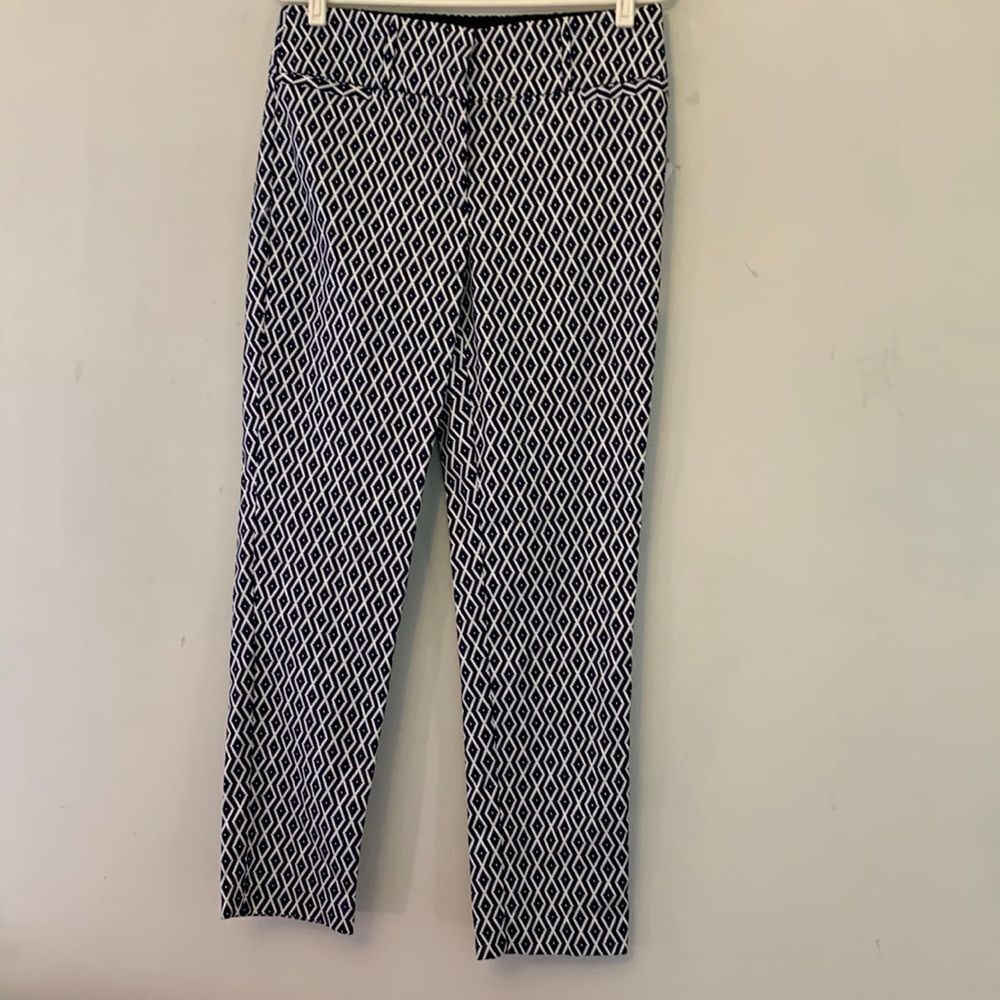 Gibson Latimer dark navy and white patterned pants Size 8 NWT